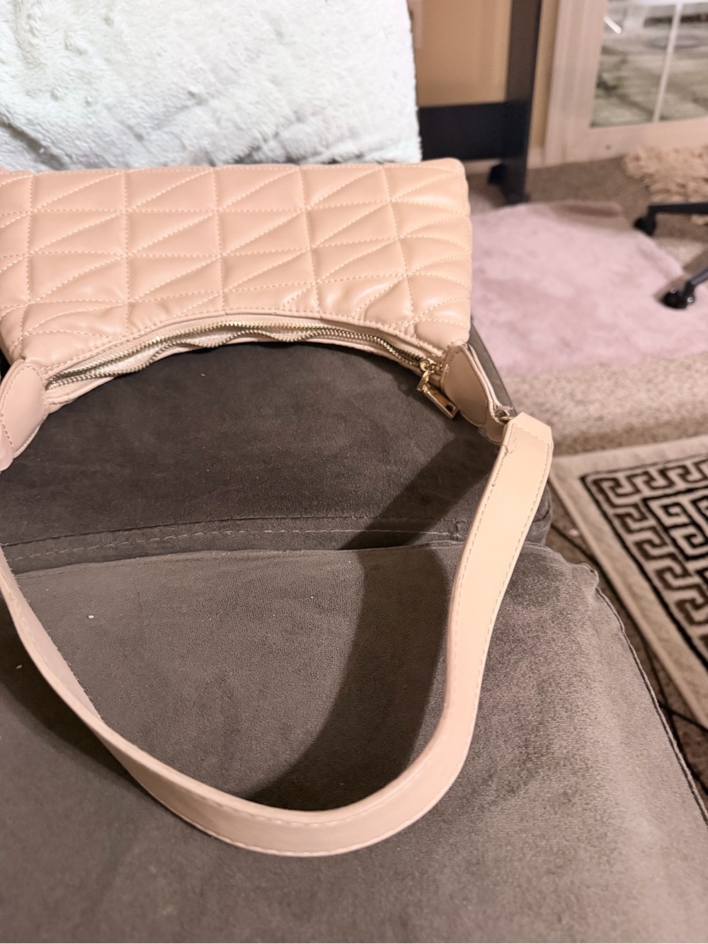 Quilted Shoulder Bag in Light Beige